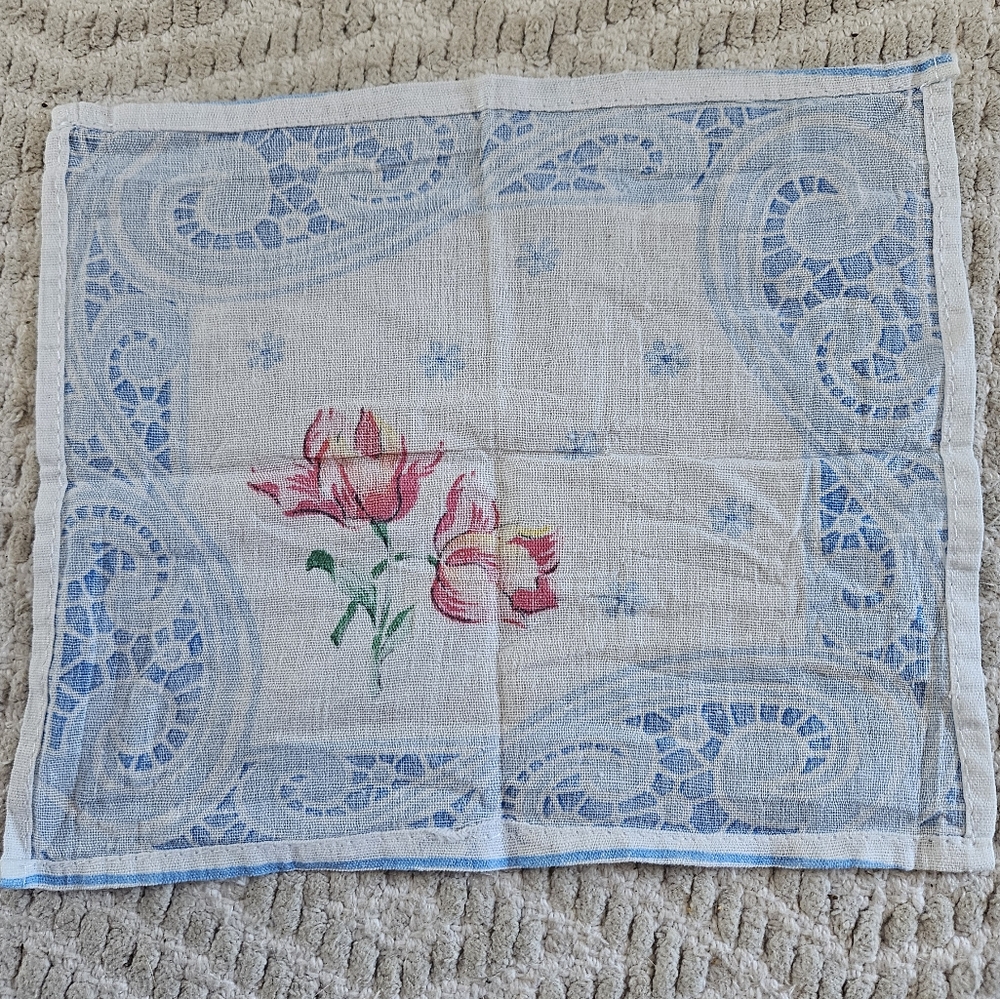 VINTAGE Floral Handkerchief - Picture 3 of 3